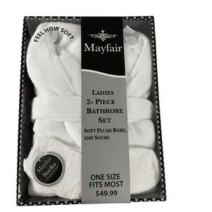 Mayfair Ladies 2-Piece Bathrobe Set with Plush Robe & Socks  One Size New in Box